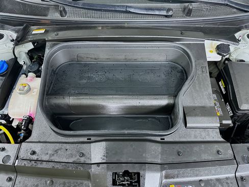 Used 2023 Hyundai Ioniq 6 SEL image 34