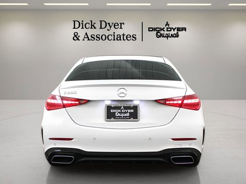 Used 2023 Mercedes-Benz C 300 Sedan image 3