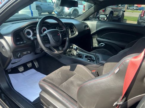 Used 2023 Dodge Challenger R/T Scat Pack RWD image 31