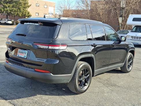 Used 2023 Jeep Grand Cherokee L Laredo w/ Luxury Tech Group I image 6