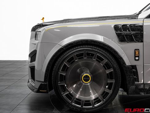 Used 2026 Rolls-Royce Cullinan image 18