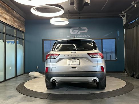 Used 2020 Ford Escape SEL image 4