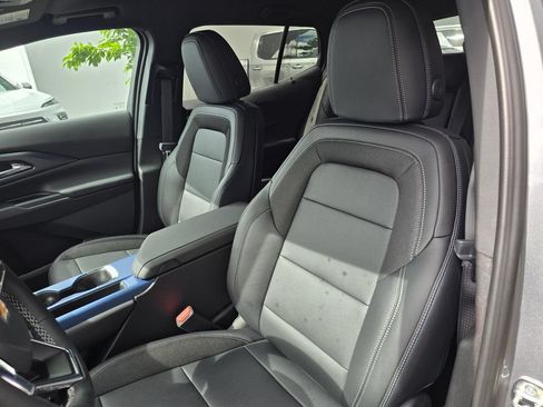 New 2026 Chevrolet Equinox EV LT AWD/4WD image 21