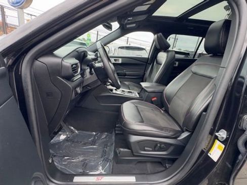 Certified 2023 Ford Explorer ST-Line w/ Class IV Trailer Tow Package AWD/4WD image 16