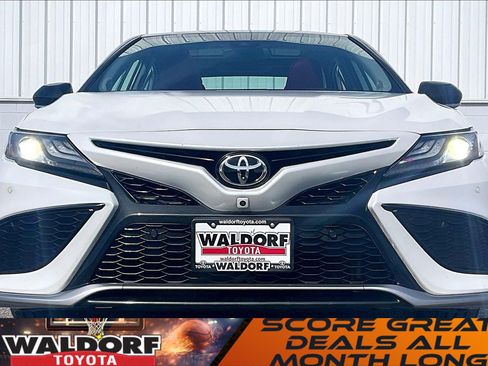 Used 2022 Toyota Camry XSE w/ Navigation Package image 3
