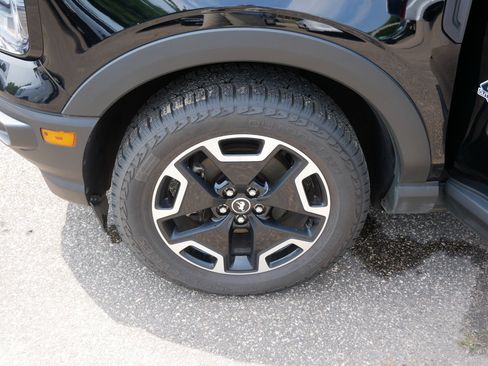 Certified 2022 Ford Bronco Sport Outer Banks AWD/4WD image 15
