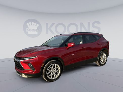 Used 2023 Chevrolet Blazer LT w/ Sound & Technology Package image 1