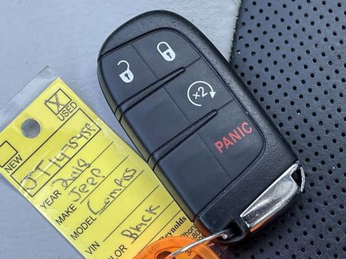 Used 2018 Jeep Compass Limited w/ Navigation Group image 33