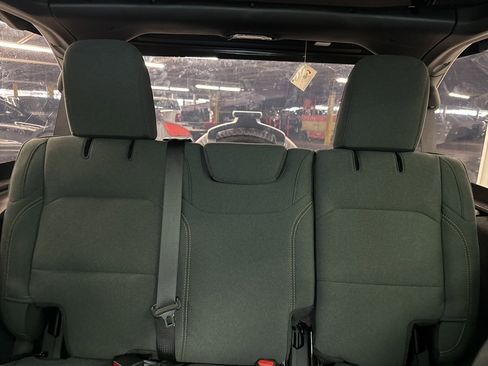 Used 2024 Jeep Wrangler Sport S image 22