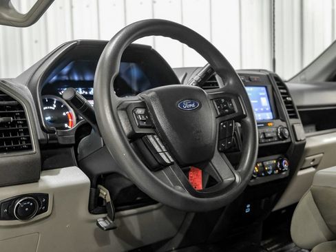 Used 2022 Ford F250 XL w/ STX Appearance Package AWD/4WD image 15