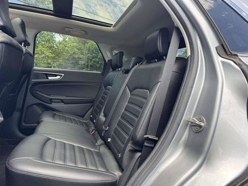 Used 2023 Ford Edge SEL w/ Convenience Package AWD/4WD image 8