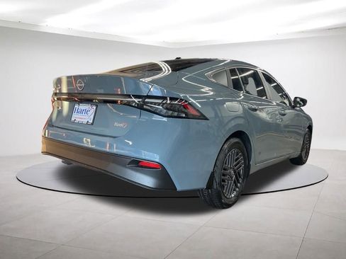 New 2026 Nissan Sentra SV w/ SV Convenience Package FWD image 5