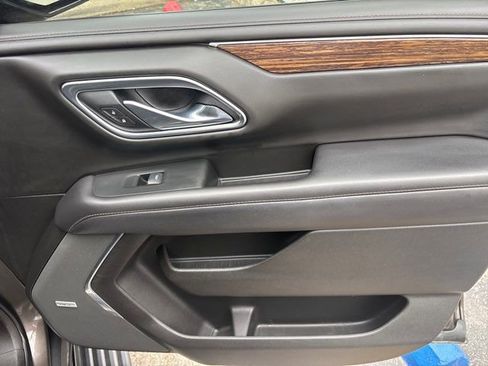 Used 2021 Chevrolet Suburban High Country image 58