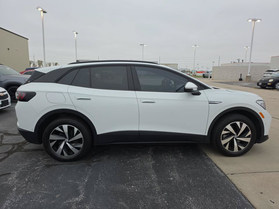 Used 2023 Volkswagen ID.4 Pro AWD/4WD image 2