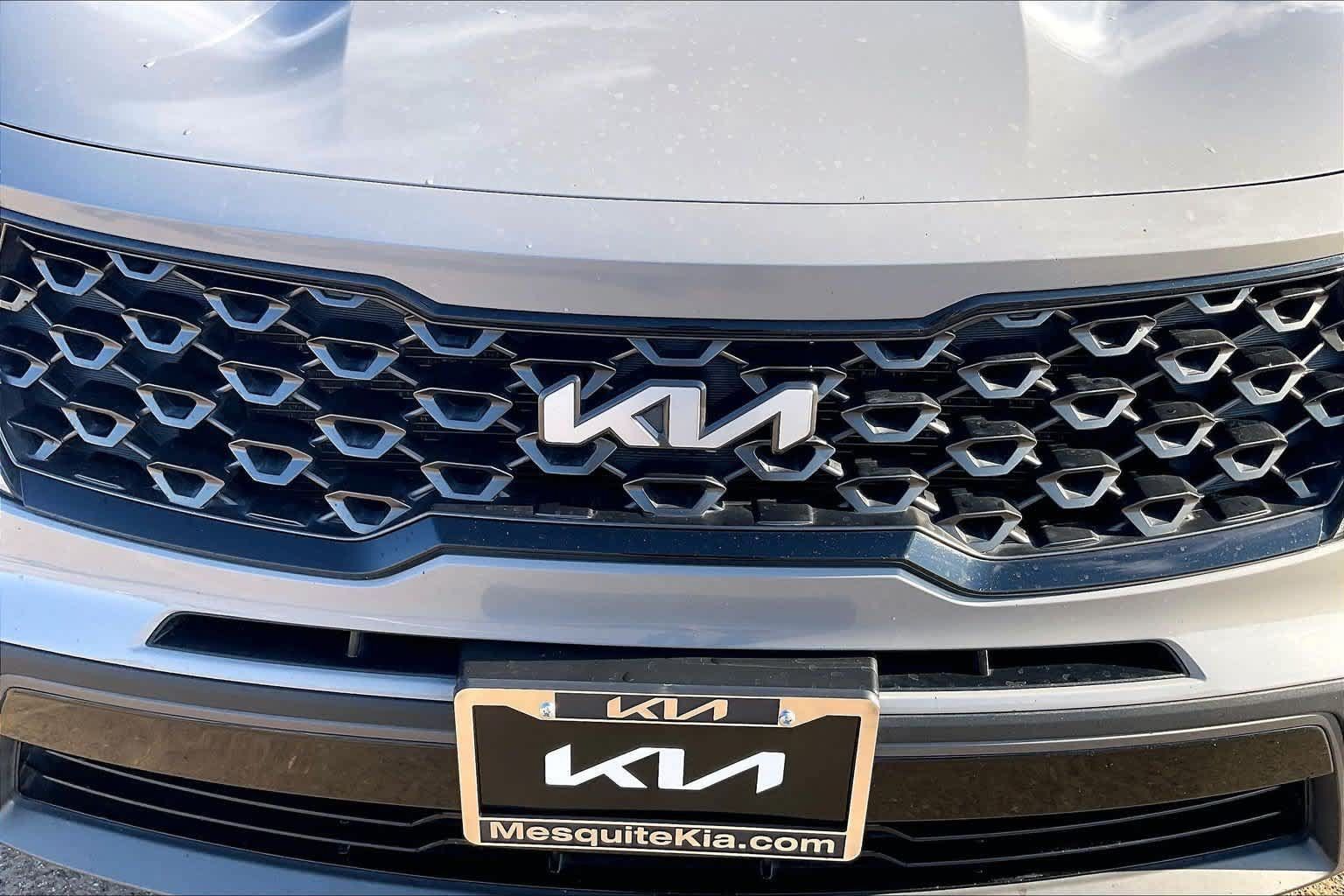 Used 2023 Kia Sorento S w/ Panoramic Sunroof Package AWD/4WD image 32