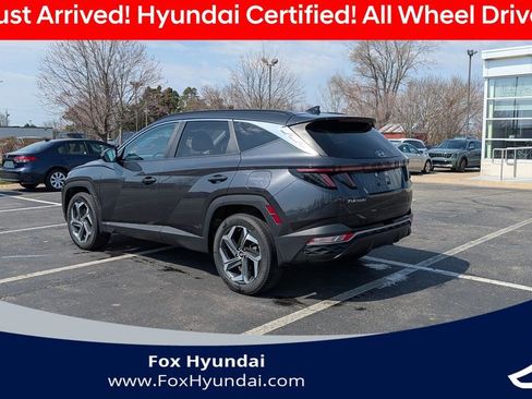 Used 2023 Hyundai Tucson SEL w/ Convenience Package image 3