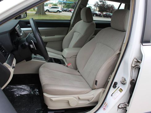 Used 2014 Subaru Outback 2.5i w/ Alloy Wheel Package AWD/4WD image 14