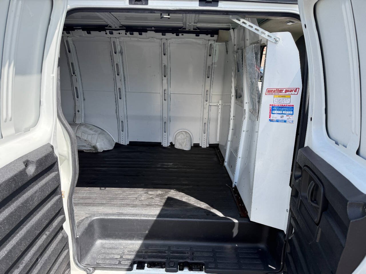 Used 2013 GMC Savana 2500 RWD image 20
