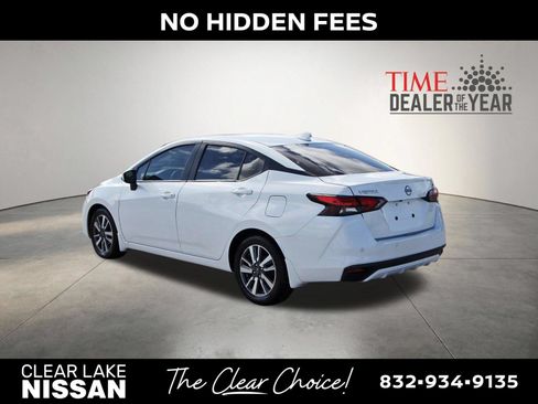 Used 2024 Nissan Versa SV w/ Trunk Package FWD image 5