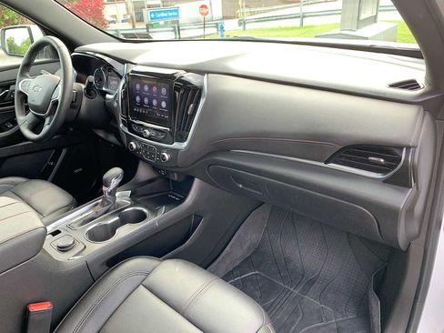 Certified 2023 Chevrolet Traverse RS w/ LPO, Floor Liner Package AWD/4WD image 29