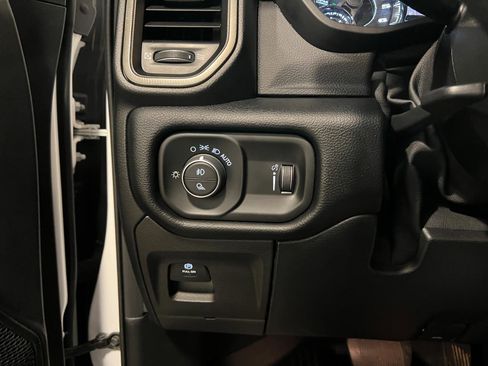 Used 2020 RAM 1500 Rebel image 15