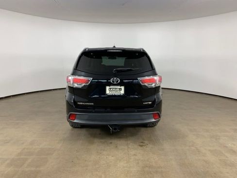 Used 2014 Toyota Highlander Limited image 10