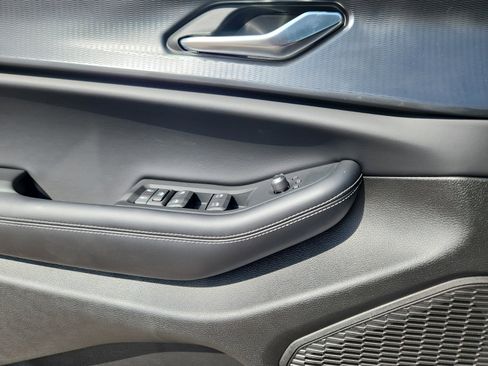 New 2025 Jeep Grand Cherokee L Altitude image 14