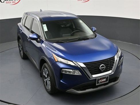 Used 2023 Nissan Rogue SV image 21