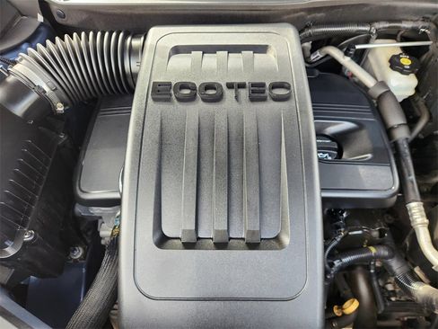 Used 2012 GMC Terrain SLT image 29