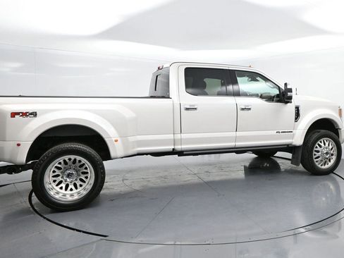Used 2019 Ford F450 Platinum w/ Platinum Ultimate Package AWD/4WD image 8
