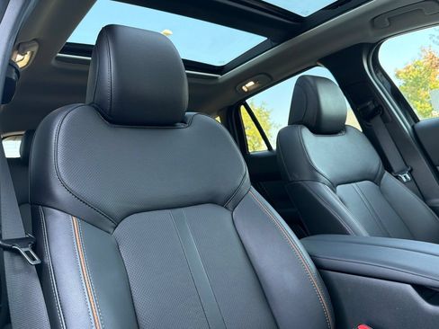 Certified 2026 MAZDA CX-50 AWD 2.5 Hybrid w/ Premium Pkg image 17