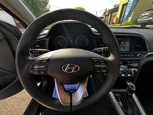 Used 2020 Hyundai Elantra SEL w/ Cargo Package (C1) FWD image 21