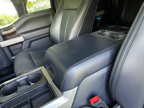Used 2022 Ford F250 Lariat w/ Lariat Ultimate Package AWD/4WD image 46