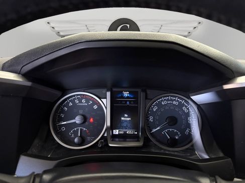 Used 2022 Toyota Tacoma SR5 w/ SR5 Appearance Package (SM) RWD image 18