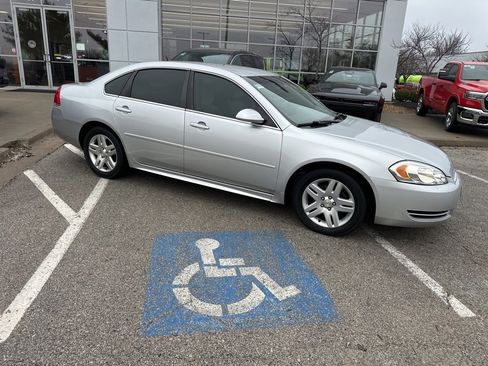 Used 2016 Chevrolet Impala LT image 36