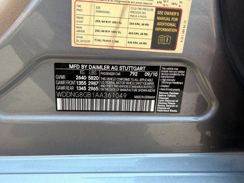 Used 2010 Mercedes-Benz S 550 4MATIC image 27