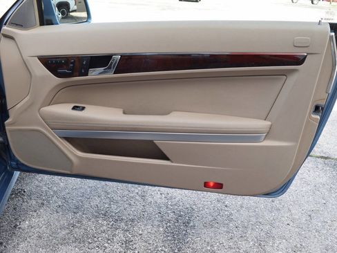 Used 2011 Mercedes-Benz E 350 Cabriolet image 46