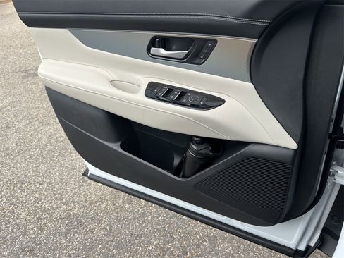 New 2025 Nissan Murano SL w/ Cargo Package image 18