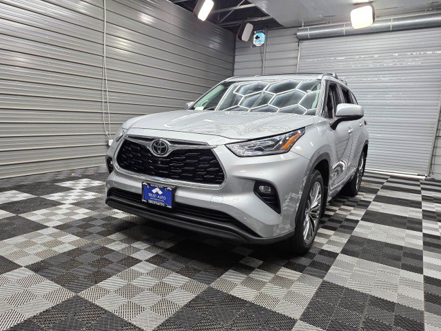 Used 2021 Toyota Highlander Limited AWD/4WD image 48