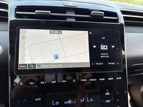 Certified 2023 Hyundai Tucson Limited AWD/4WD image 15