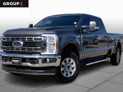 Certified 2023 Ford F250 XLT image 1