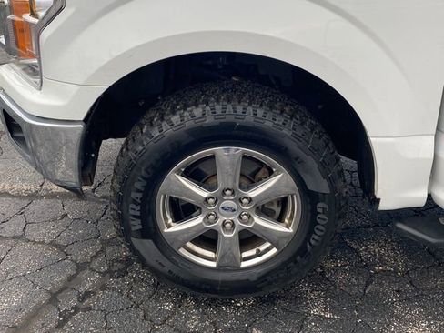 Used 2019 Ford F150 XLT w/ Equipment Group 302A Luxury image 18