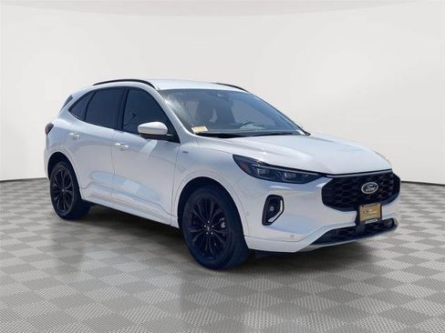 Certified 2023 Ford Escape ST-Line Elite w/ Premium Technology Package AWD/4WD image 5