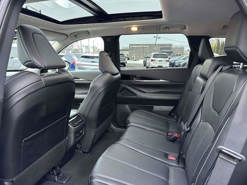 Used 2024 INFINITI QX60 Pure image 10