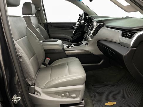 Used 2015 Chevrolet Tahoe LT w/ Luxury Package AWD/4WD image 43