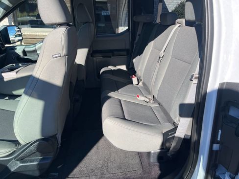 Used 2015 Ford F150 XL w/ Equipment Group 101A Mid image 27