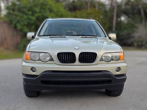 Used 2003 BMW X5 3.0i image 2