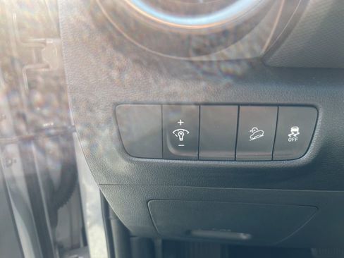 Certified 2023 Hyundai Kona SEL AWD/4WD image 13