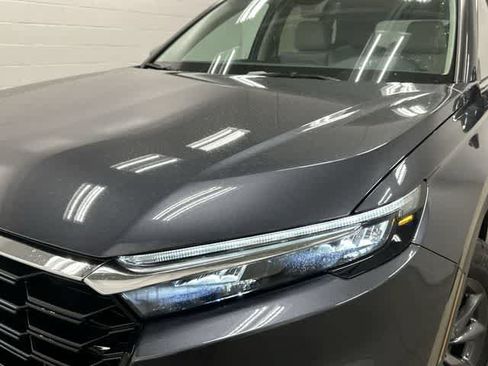 Used 2026 Honda CR-V EX-L image 31