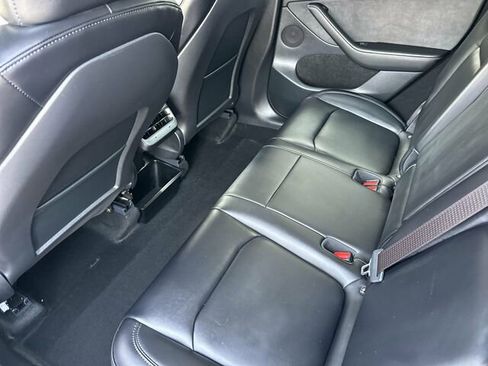 Used 2024 Tesla Model Y Performance image 14